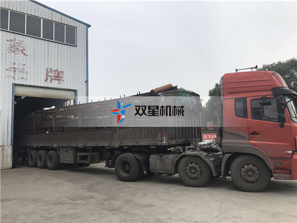 皓星廢<a href='http://huashiji.cn/' target='_blank'><span>金屬粉碎機</span></a>設備生產線發(fā)貨現(xiàn)場