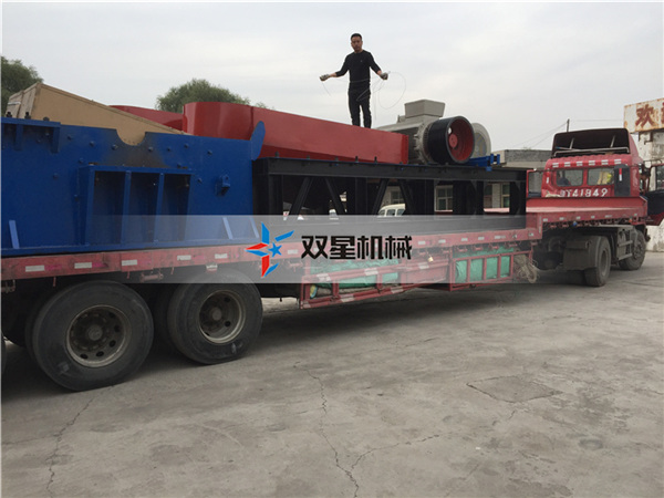 皓星<a href='http://huashiji.cn/1/54.html' target='_blank'><span>廢鋁粉碎機</span></a>設備生產(chǎn)線發(fā)貨現(xiàn)場