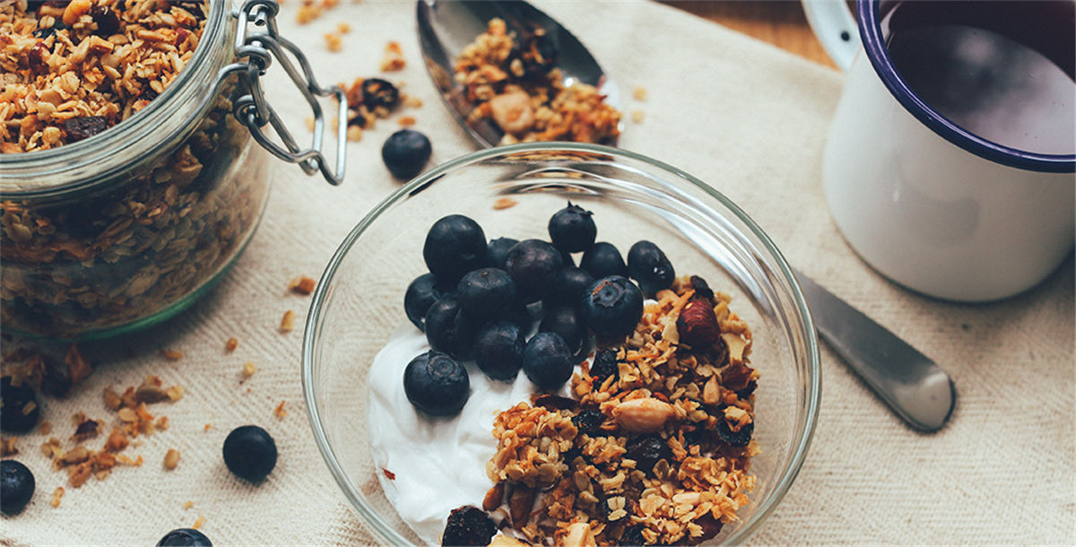 雜糧包裝設(shè)計(jì)可以參考國外的麥片包裝(圖6)