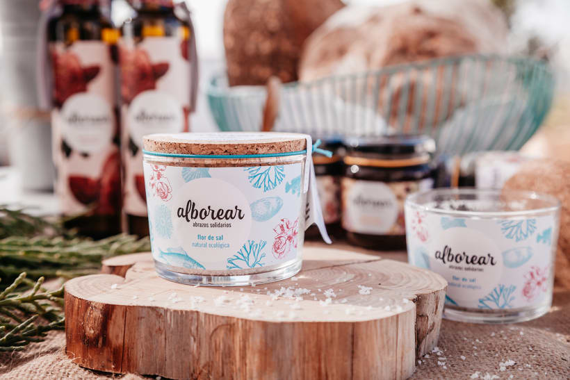 玫瑰精油品牌產(chǎn)品包裝設(shè)計(jì)(圖9) 玫瑰精油品牌產(chǎn)品包裝設(shè)計(jì)(圖9)