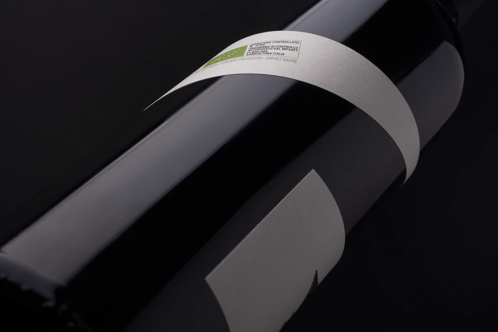 成都創(chuàng)意酒產(chǎn)品包裝設計分享(圖4)