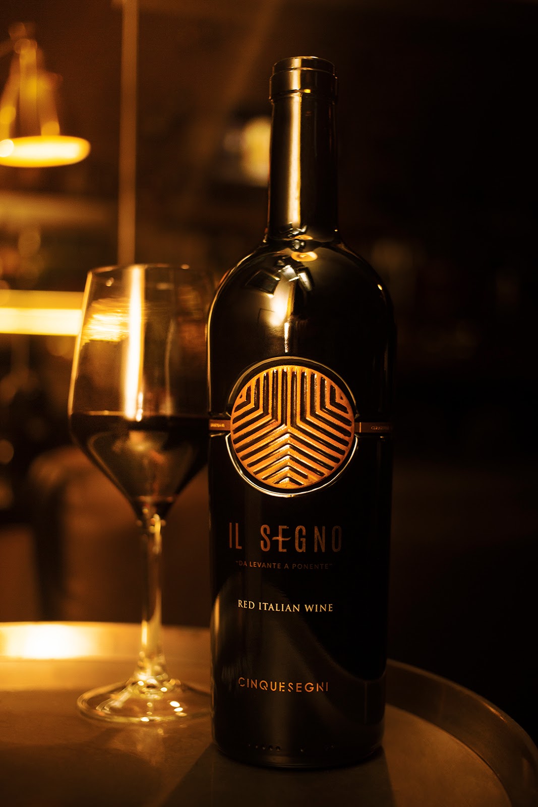 南昌紅酒包裝設(shè)計(jì)-南昌紅酒包裝設(shè)計(jì)公司(圖4)