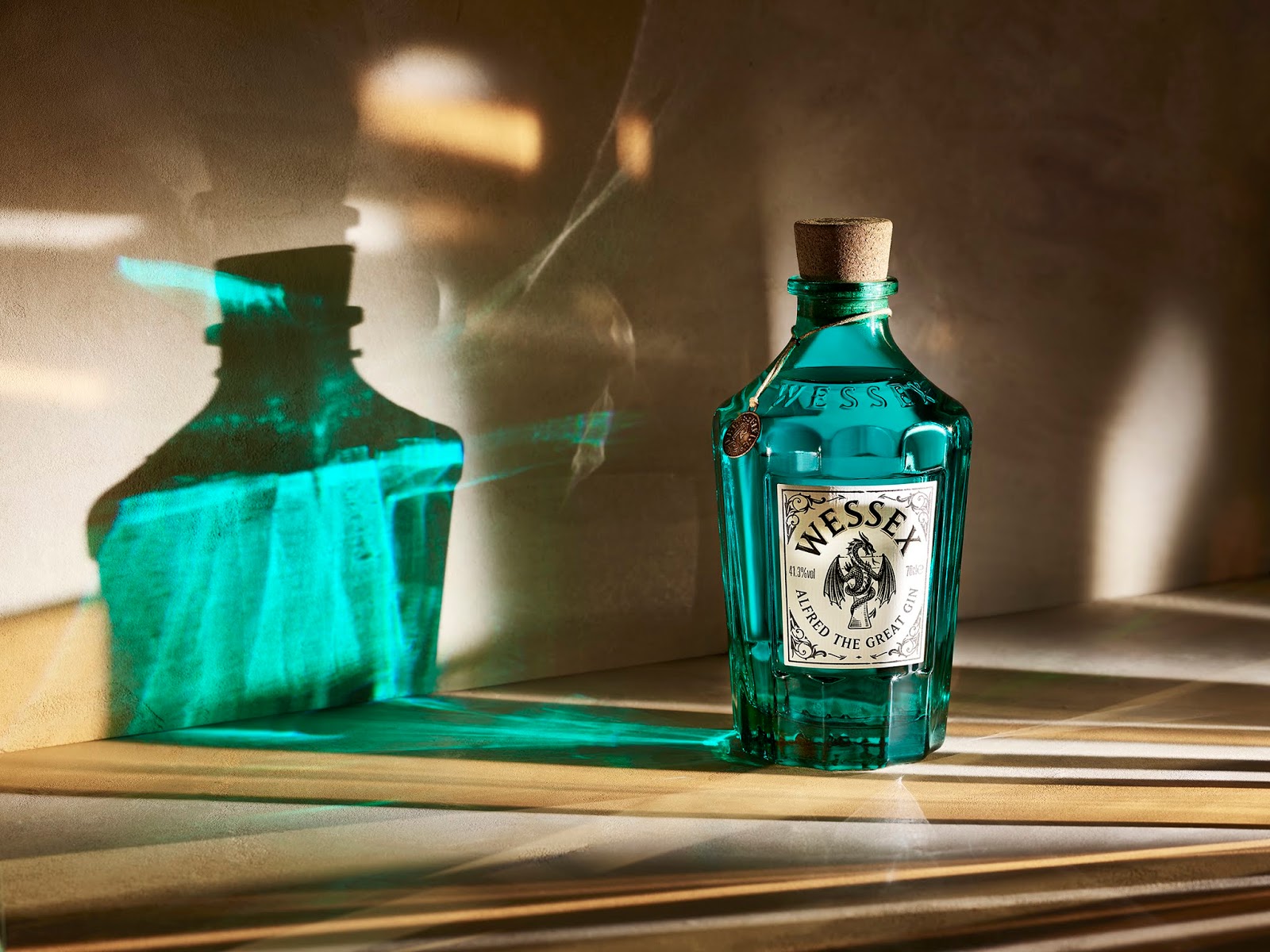 光瓶酒包裝設(shè)計(jì)瓶型是關(guān)鍵(圖1)