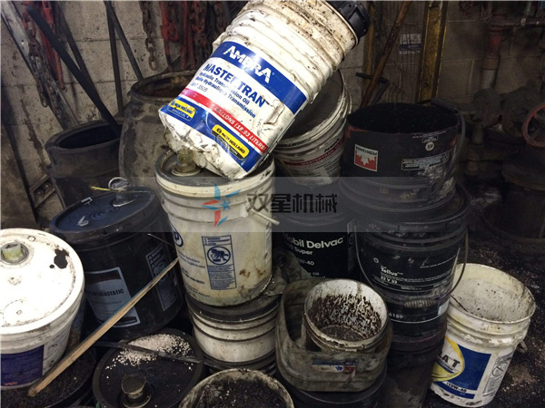 塑料破碎機(jī)多少錢一套?