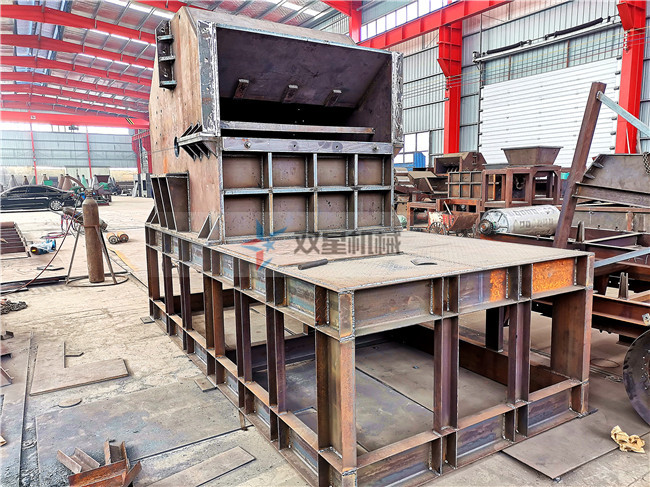 資<a href='http://huashiji.cn/' target='_blank'><span>金屬粉碎機</span></a>設(shè)備生產(chǎn)線