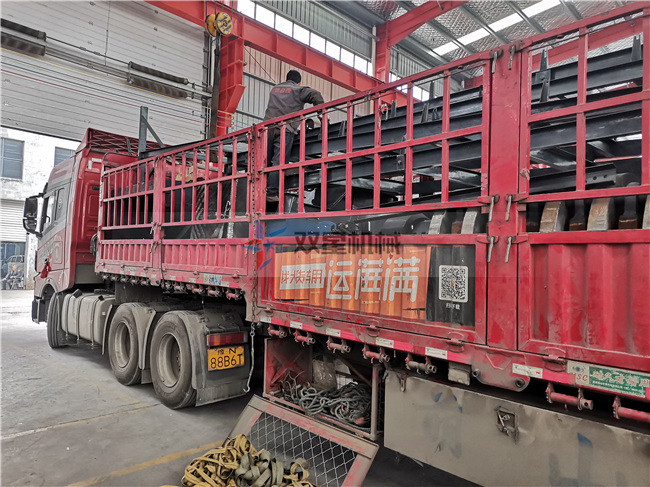 生鋁破碎機1600型設備發(fā)貨現(xiàn)場實拍展示