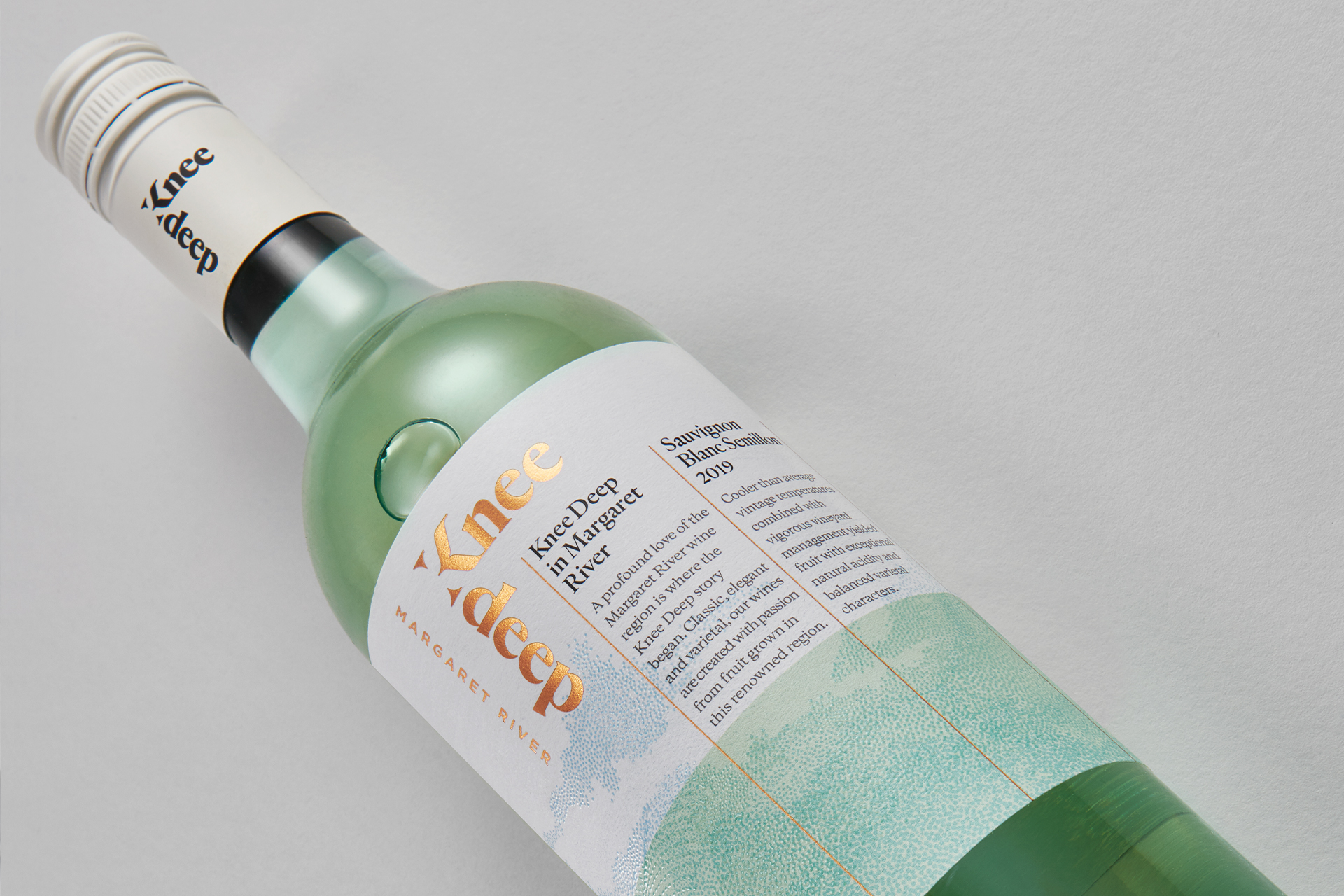 葡萄酒玻璃瓶紙標(biāo)簽怎么設(shè)計(jì)(圖1)