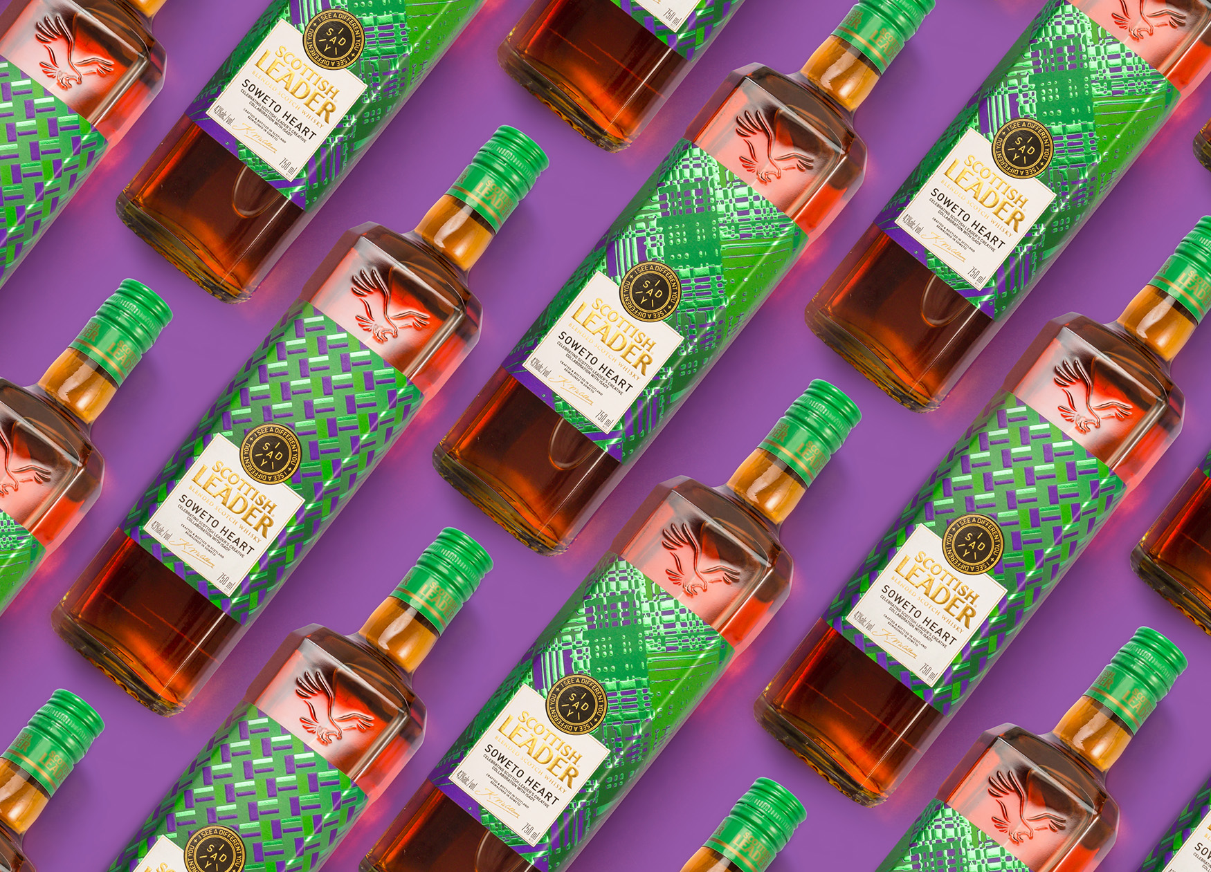 Scottish Leader威士忌限量版標(biāo)簽和禮品盒包裝設(shè)計(jì)這樣做(圖5)