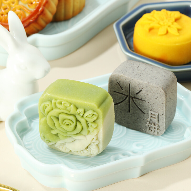 weiziyuan 味滋源 月上好運(yùn) 廣式月餅禮盒  8餅8味 520g包裝禮盒產(chǎn)品包裝創(chuàng)意設(shè)計欣賞(圖3)