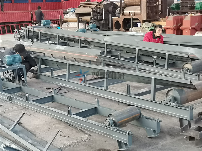 金屬破碎機(jī)配套設(shè)備<a href='http://huashiji.cn/line/602.html' target='_blank'><span>輸送帶</span></a>