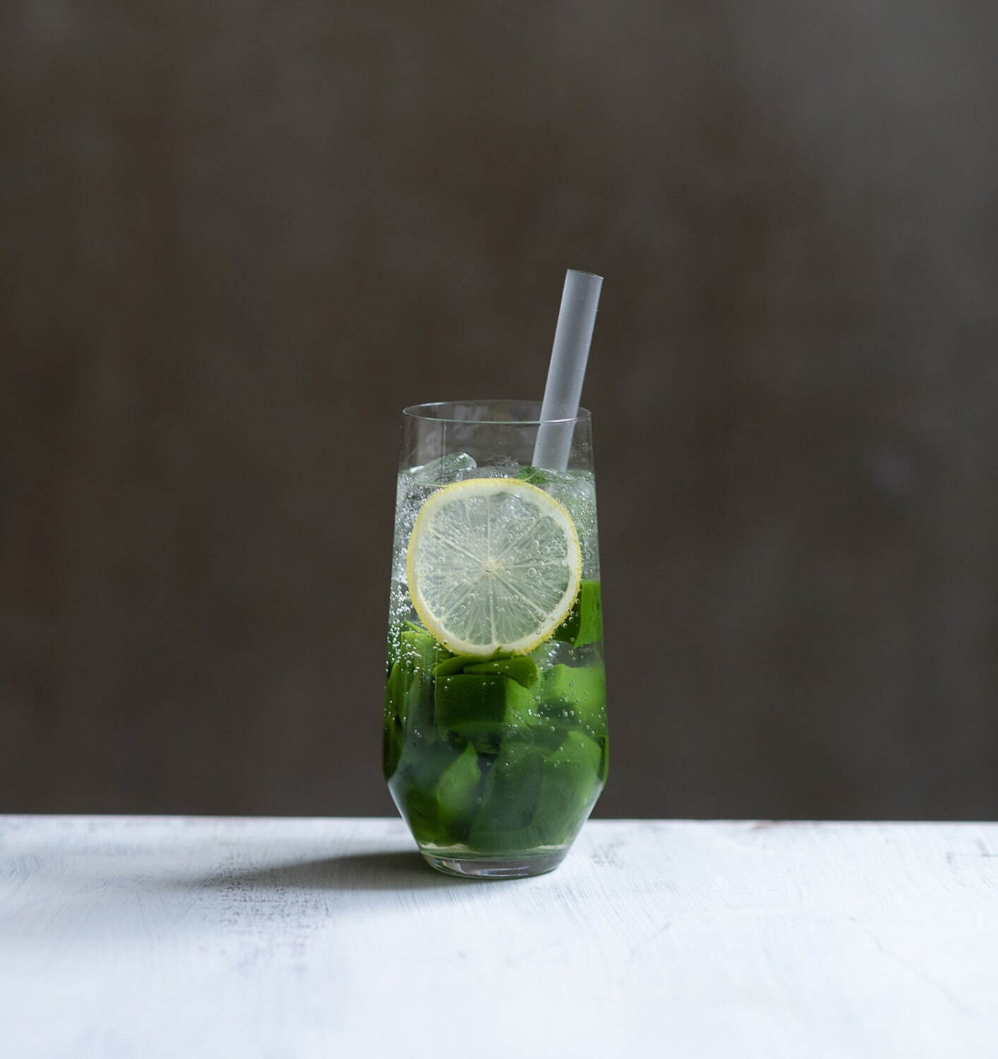 由老字號(hào)茶葉批發(fā)商“山正小山園”經(jīng)營(yíng)的高級(jí)抹茶咖啡館(圖2)