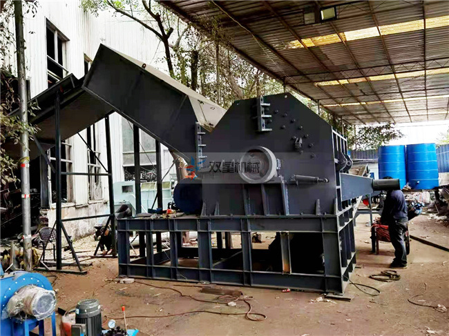 斷橋鋁粉碎機