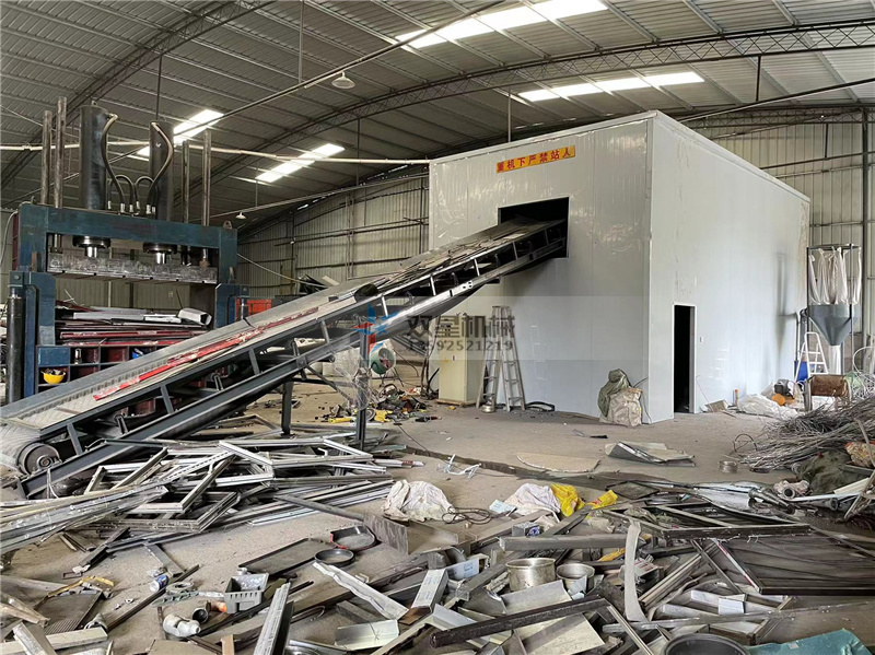 廢鋁粉碎機(jī) 廢鋁粉碎機(jī)