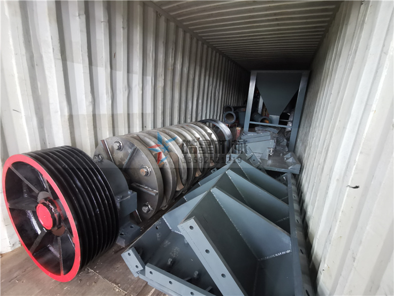 <a href='http://huashiji.cn/1/54.html' target='_blank'><span>廢鋁粉碎機</span></a>發(fā)貨