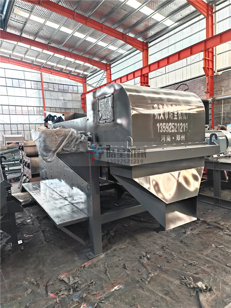 <a href='http://huashiji.cn/line/591.html' target='_blank'><span>跳鋁機(jī)</span></a>渦電流分選機(jī)廢鋁粉碎分選設(shè)備生產(chǎn)現(xiàn)場(chǎng)